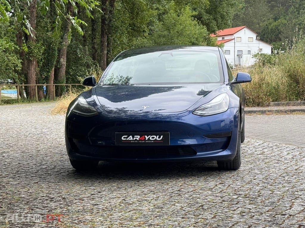 Tesla Model 3 Standard Range Plus RWD