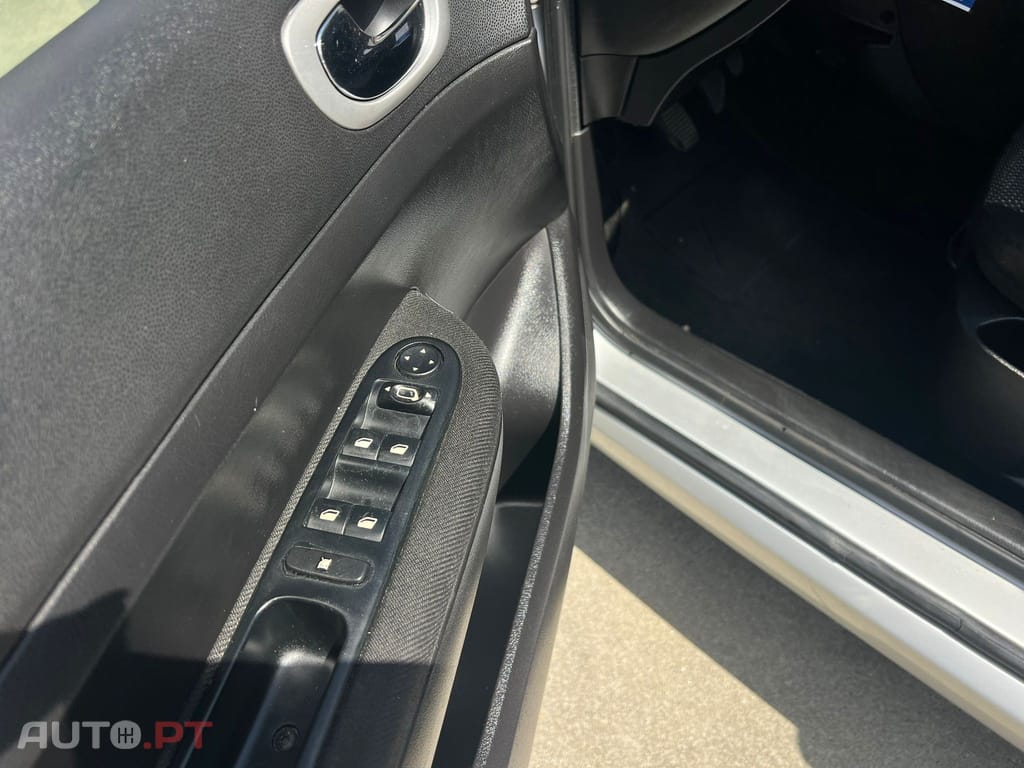 Peugeot 307 SW 1.6 HDi Black & Silver