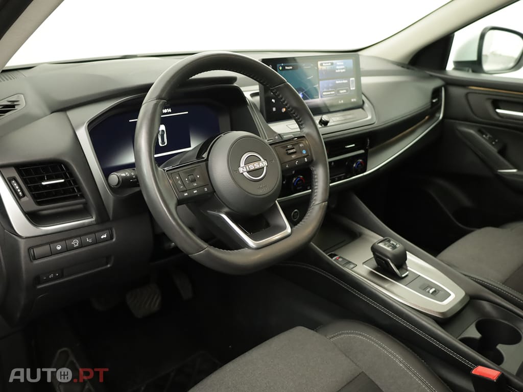 Nissan Qashqai 1.3 DIG-T N-Connecta LED Xtronic