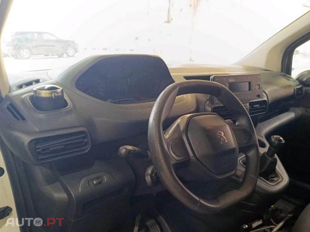 Peugeot Partner 1.5 BlueHDi L1 Pro - IVA Dedutível