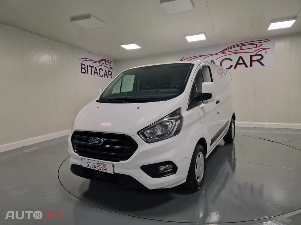 Ford Transit Custom 310L1 2.0 TDCi H1-Tecto Baixo Trend
