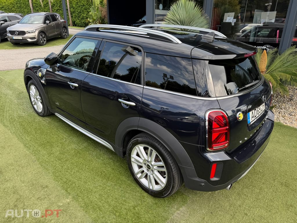 MINI Countryman Cooper SE ALL4 Untamed Edition Auto