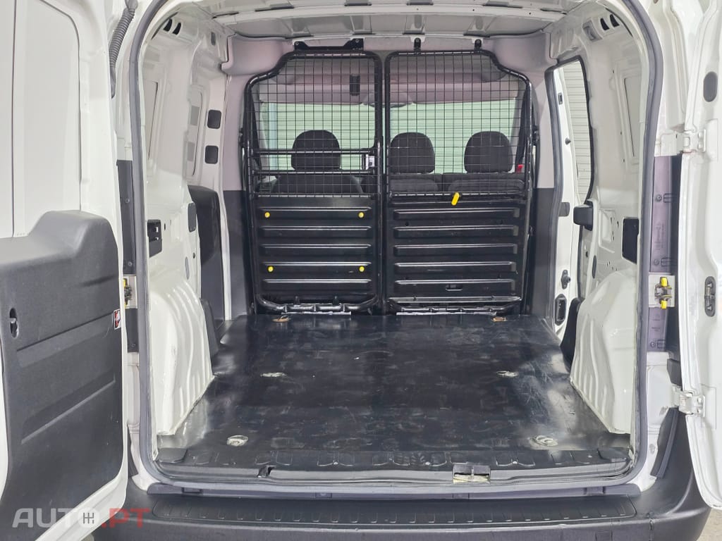 Fiat Doblo 1.6 MJ SX 3L MTA
