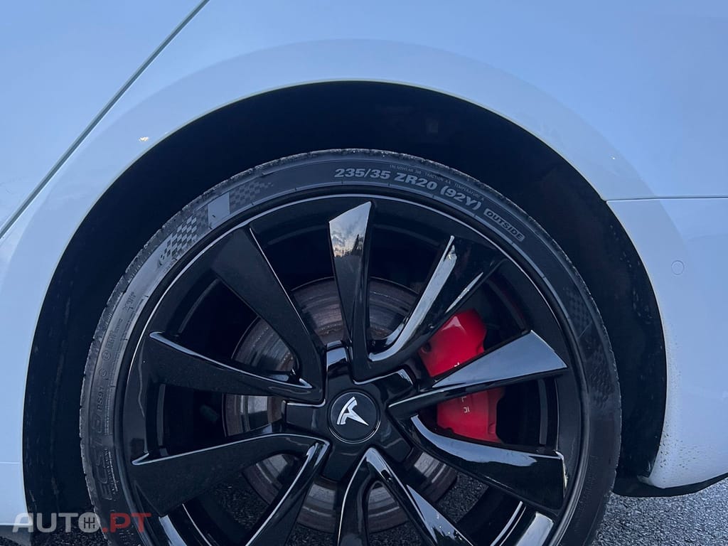 Tesla Model 3 Performance Dual Motor AWD