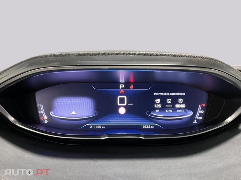 Peugeot 5008 1.2 PureTech Allure EAT8