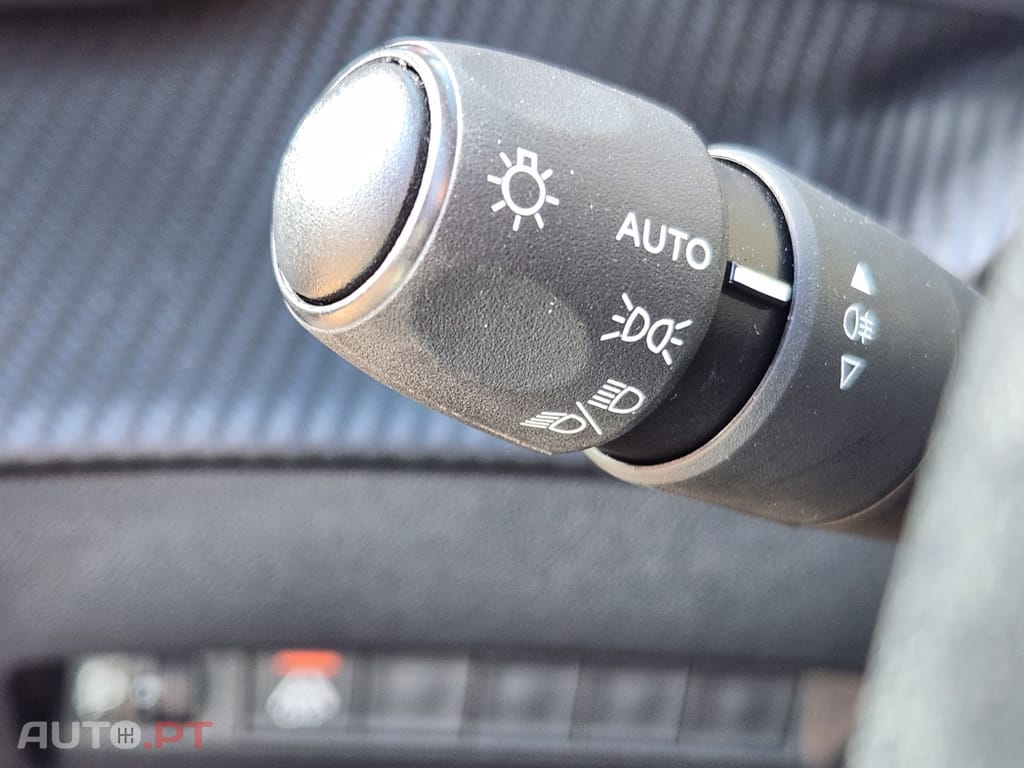 Peugeot 2008 1.5 BlueHDi Allure