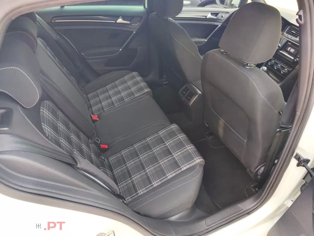 Volkswagen Golf 2.0 TDi GTD