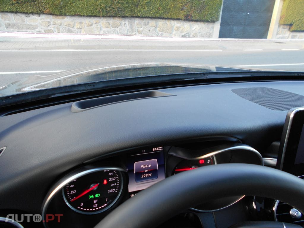 Mercedes-Benz C 300 Hybrid Avantgarde