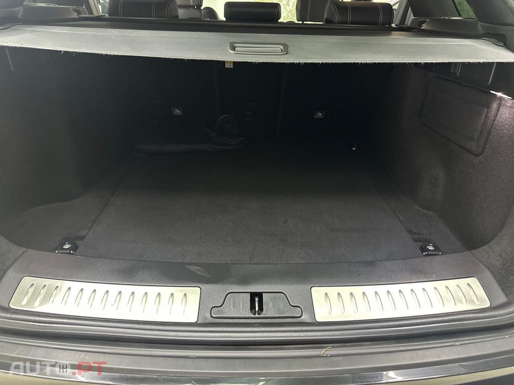 Land Rover Velar 2.0 D R-Dynamic S
