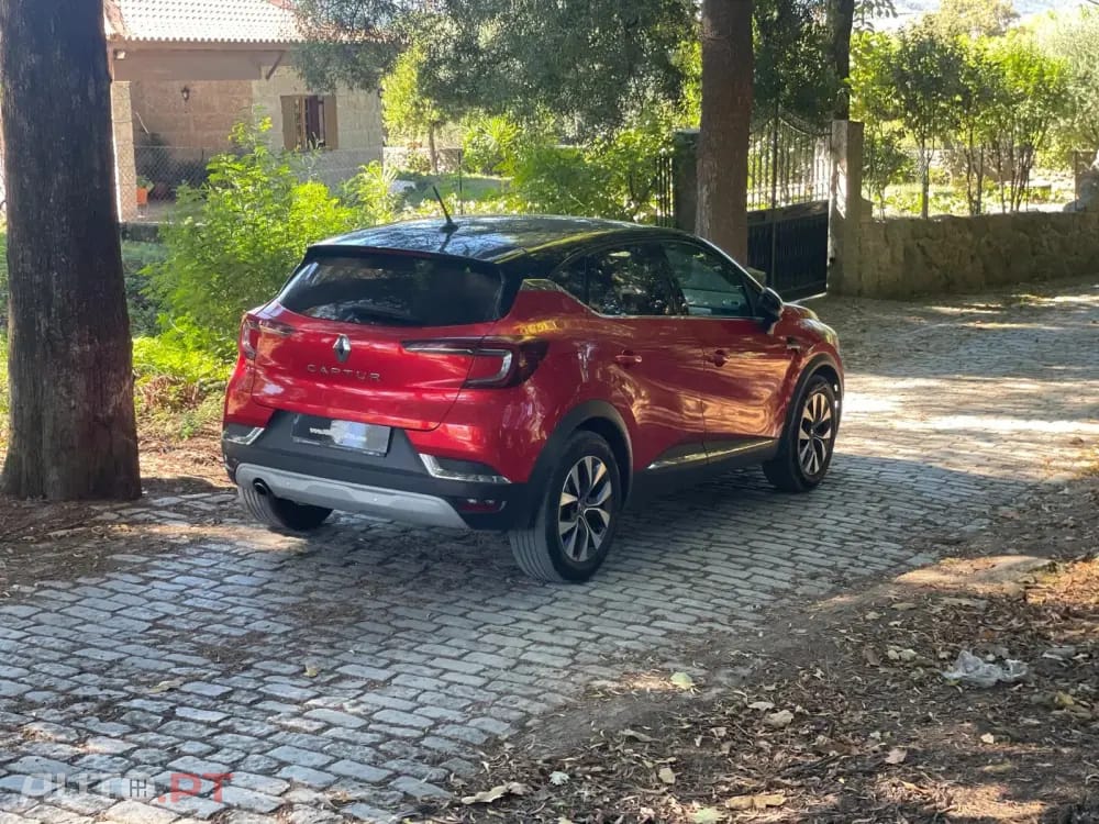 Renault Captur 1.0 TCe Exclusive