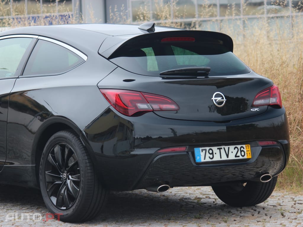 Opel Astra GTC GTC OPCLine 1.6T S/S 200cv