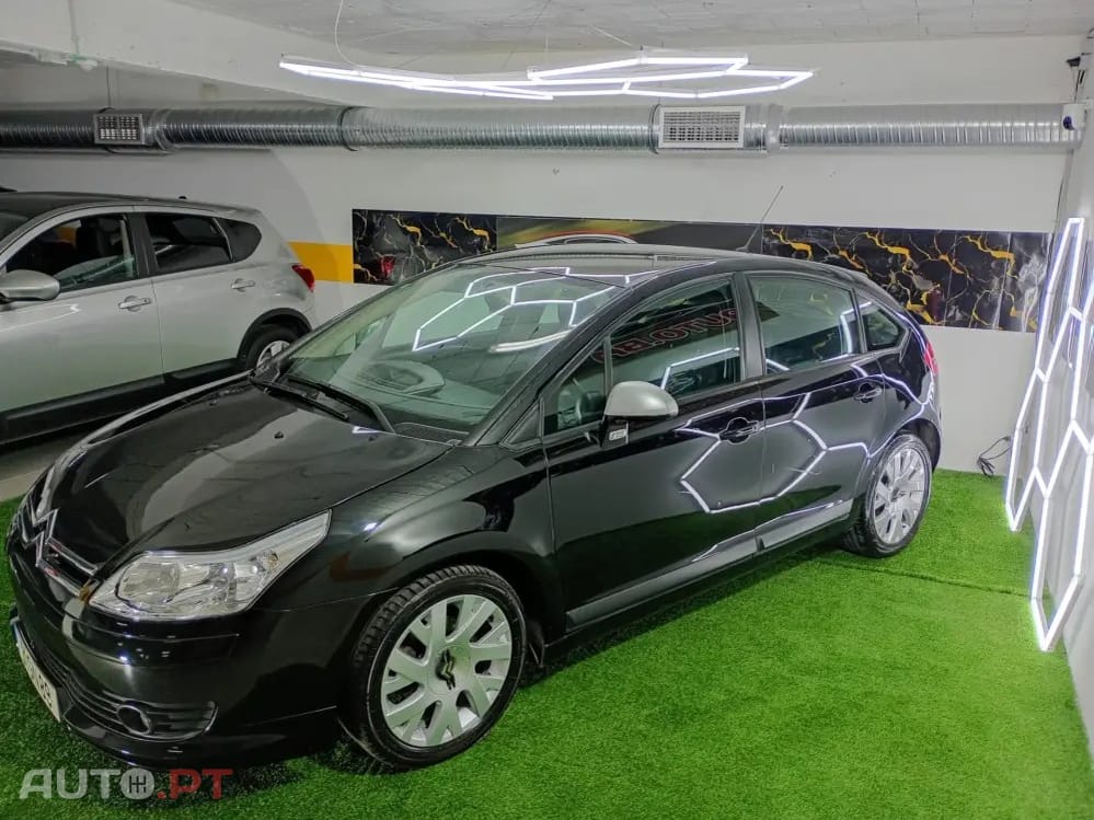 Citroën C4 1.6 HDi Exclusive — fotografia 6