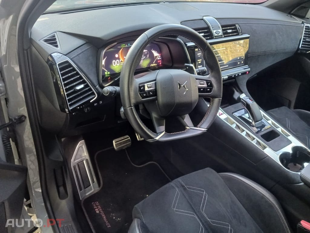 DS DS7 E-Tense Performance Line EAT8