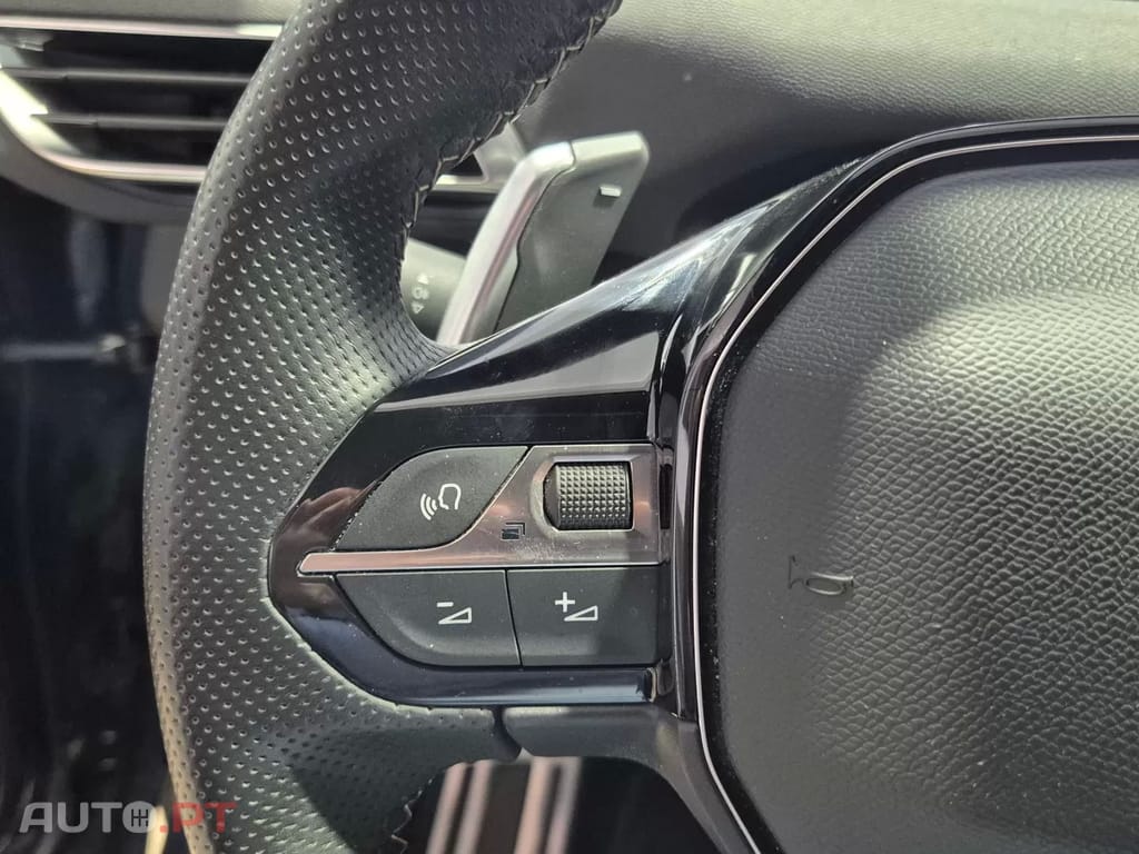 Peugeot 3008 1.6 Hybrid GT Line e-EAT8