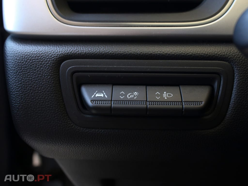 Renault Captur Outro