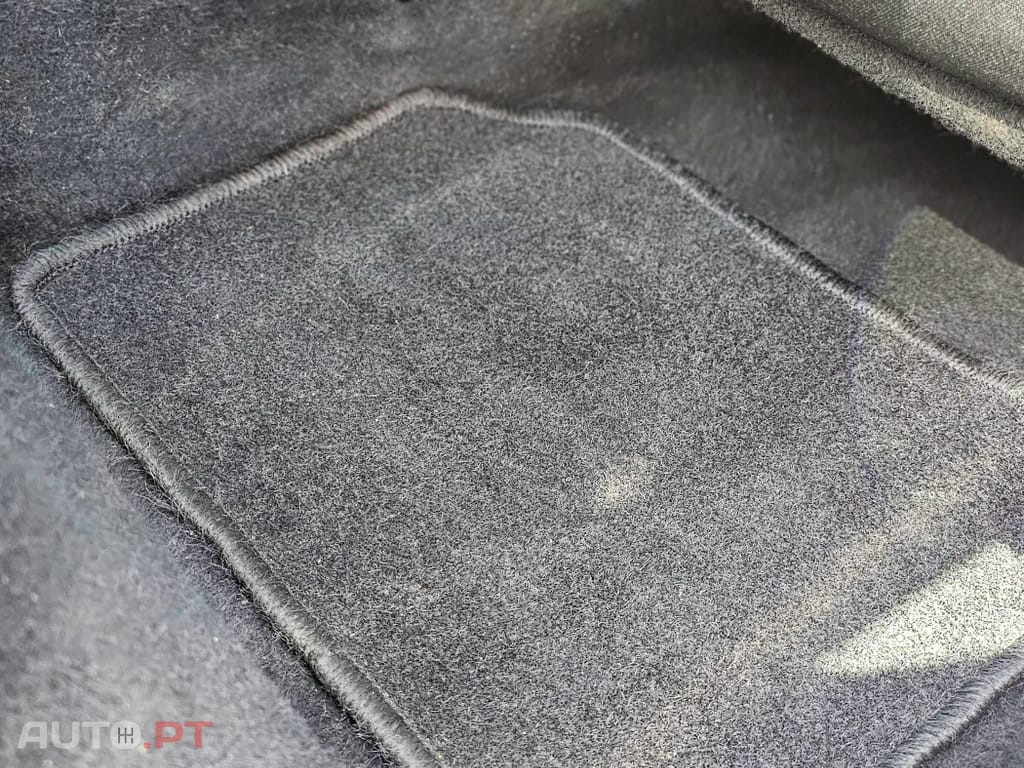 Peugeot 2008 1.2 PureTech Active Pack