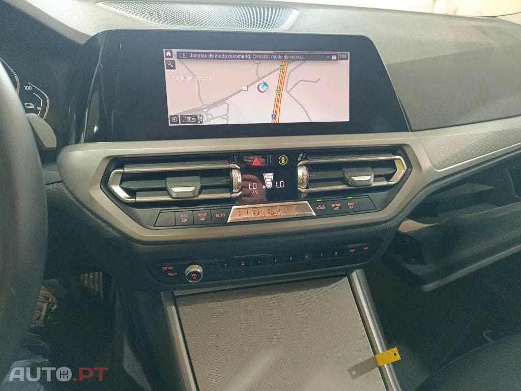 BMW 330 e Touring Corporate Edition Auto