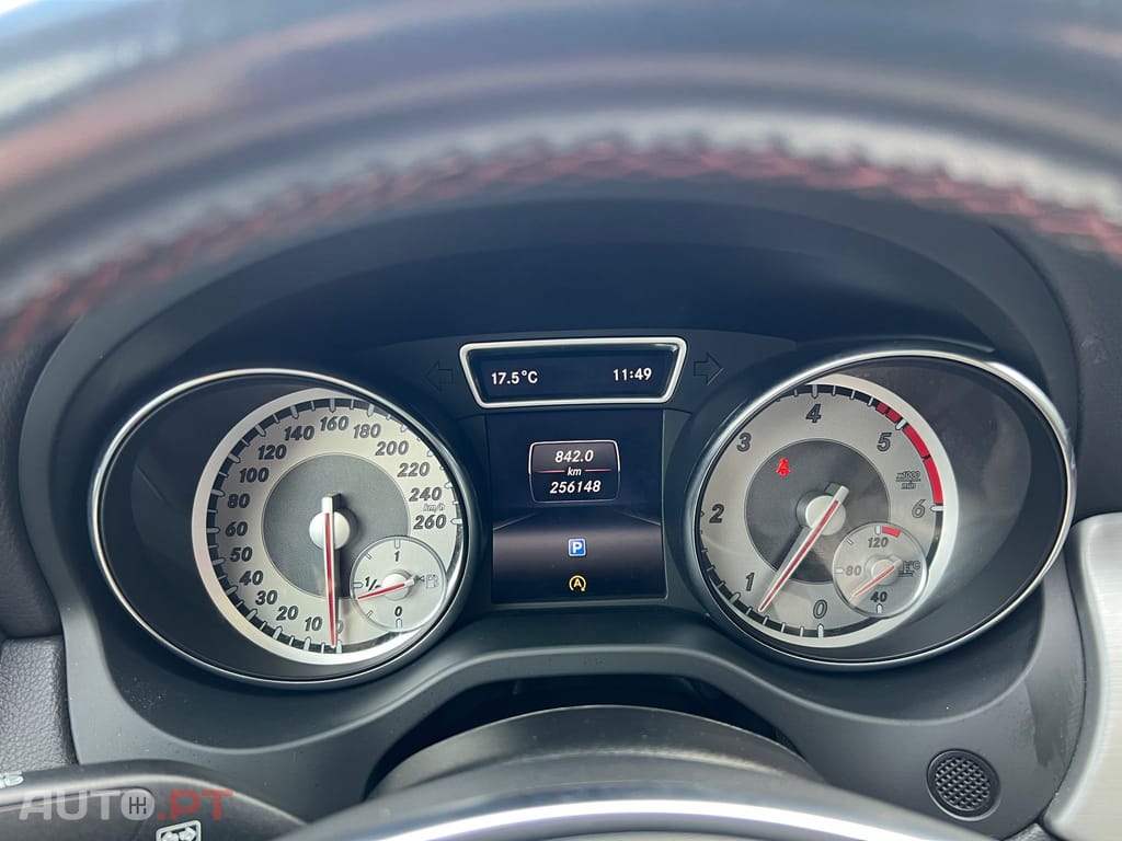 Mercedes-Benz CLA 200 CDi AMG Line