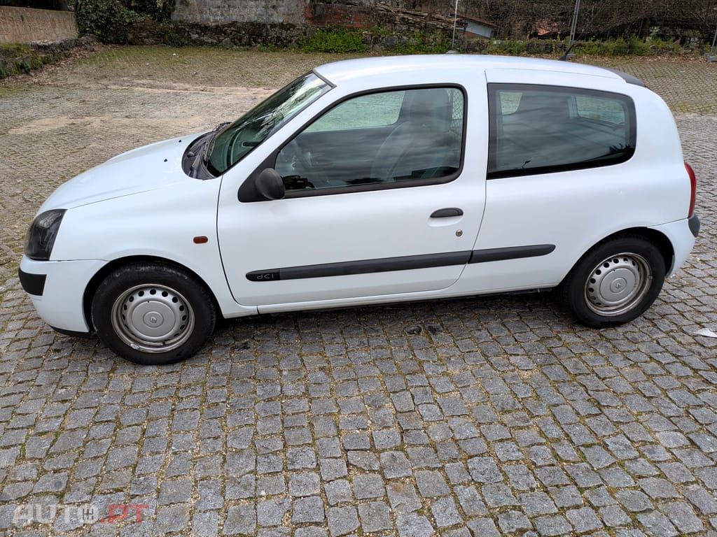 Renault Clio II Fase II Societé 1.5 dCi