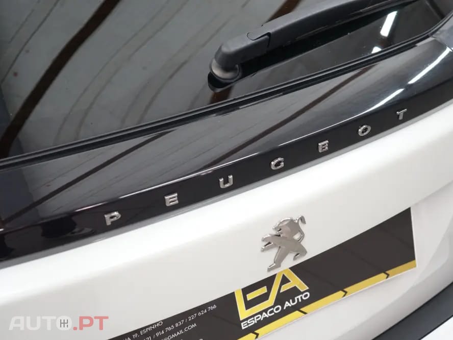 Peugeot 2008 1.2 PureTech Allure Pack EAT8