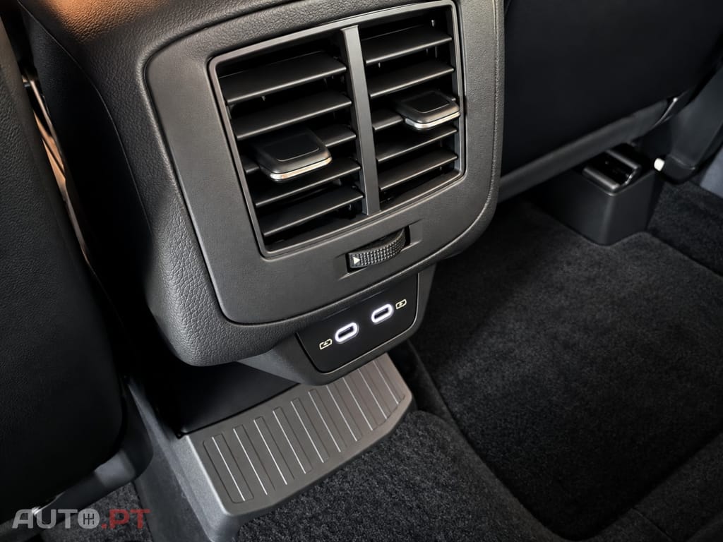 Volkswagen T-Roc 1.0 TSI OPF R-Line