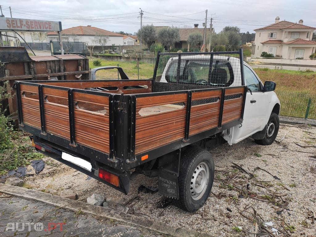 Mitsubishi L200 2.5 DID 4X4 CAB.SIMPLES