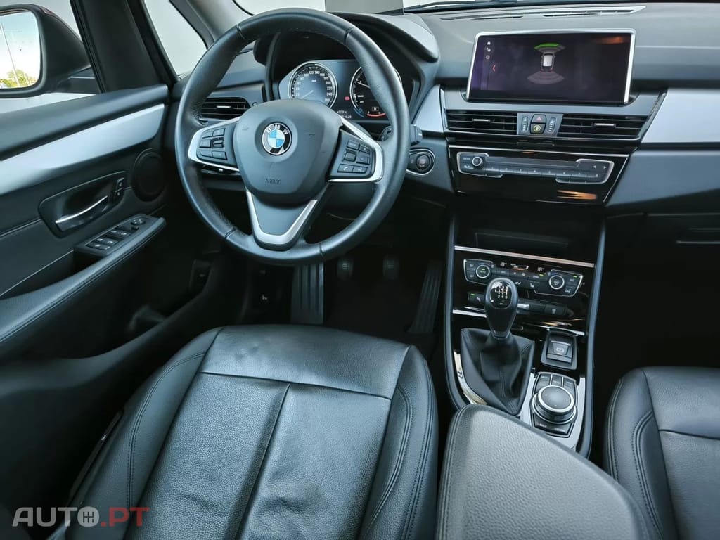 BMW 216 d Line Luxury