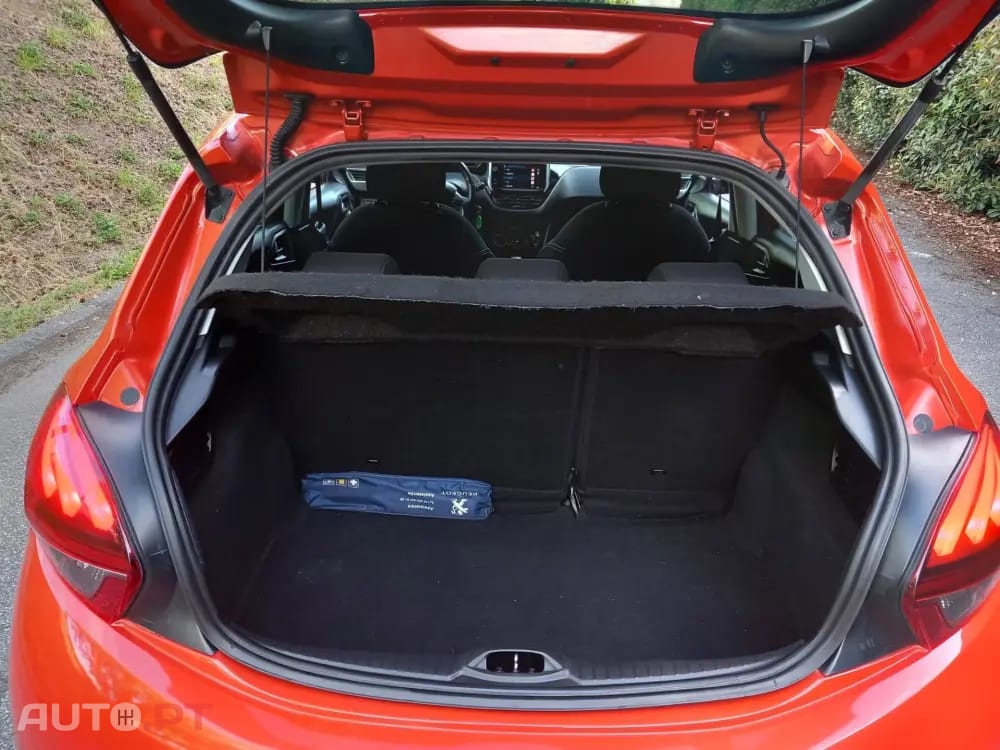 Peugeot 208 1.2 PureTech Style