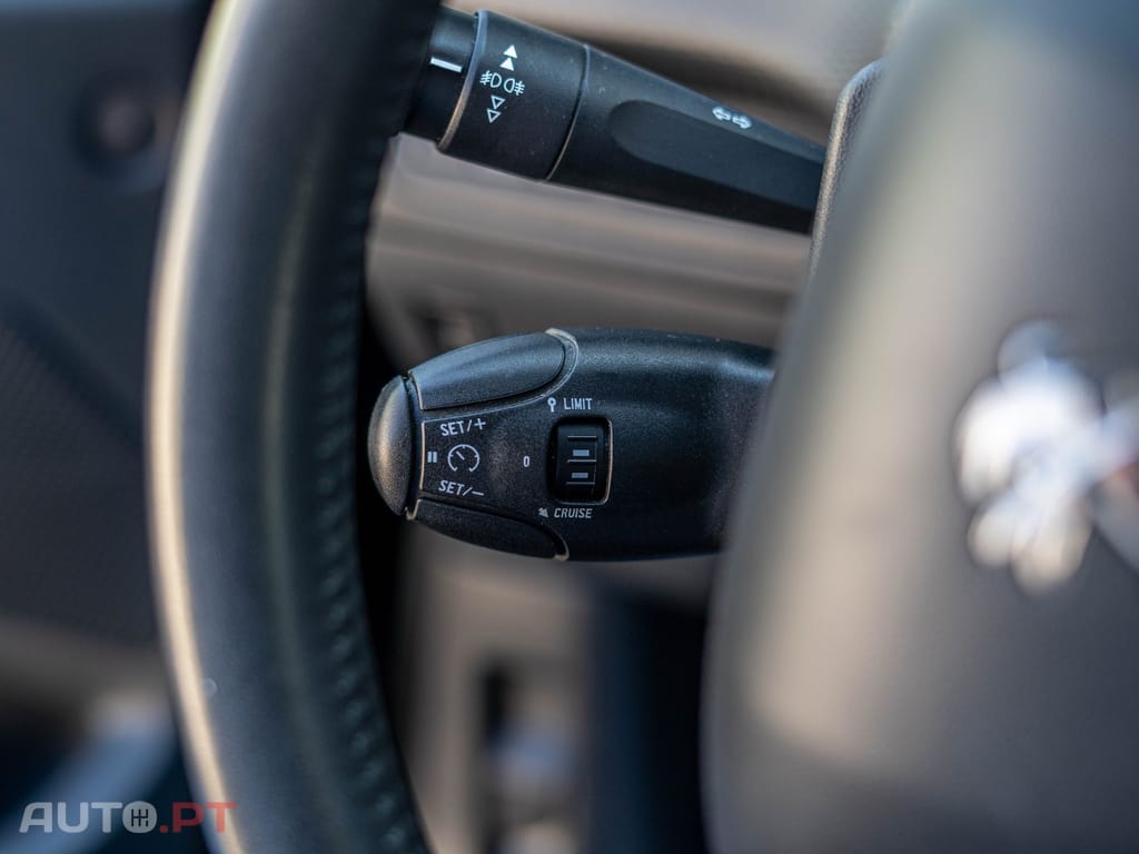 Peugeot 2008 1.2 PureTech Style