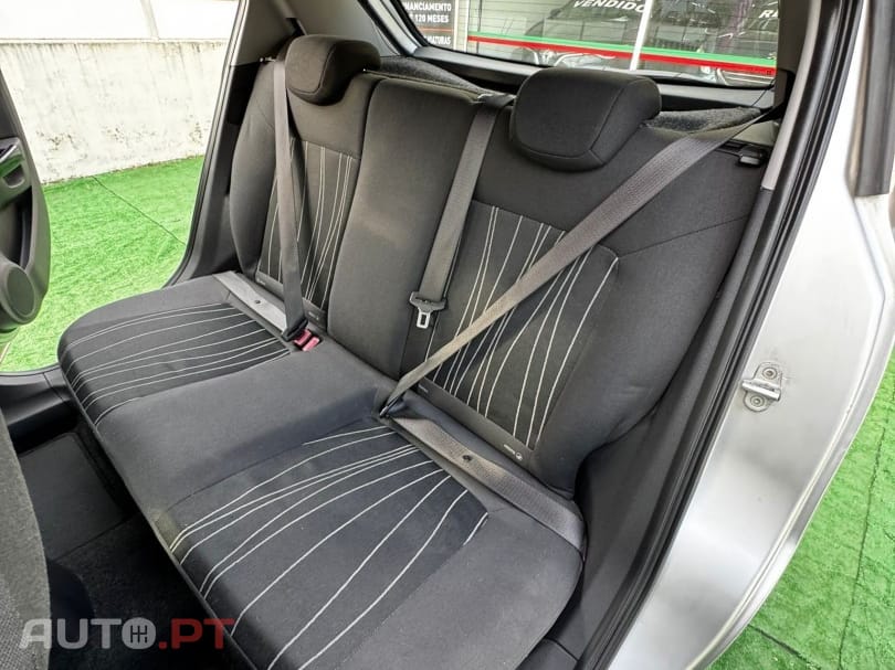 Opel Corsa 1.2 Enjoy