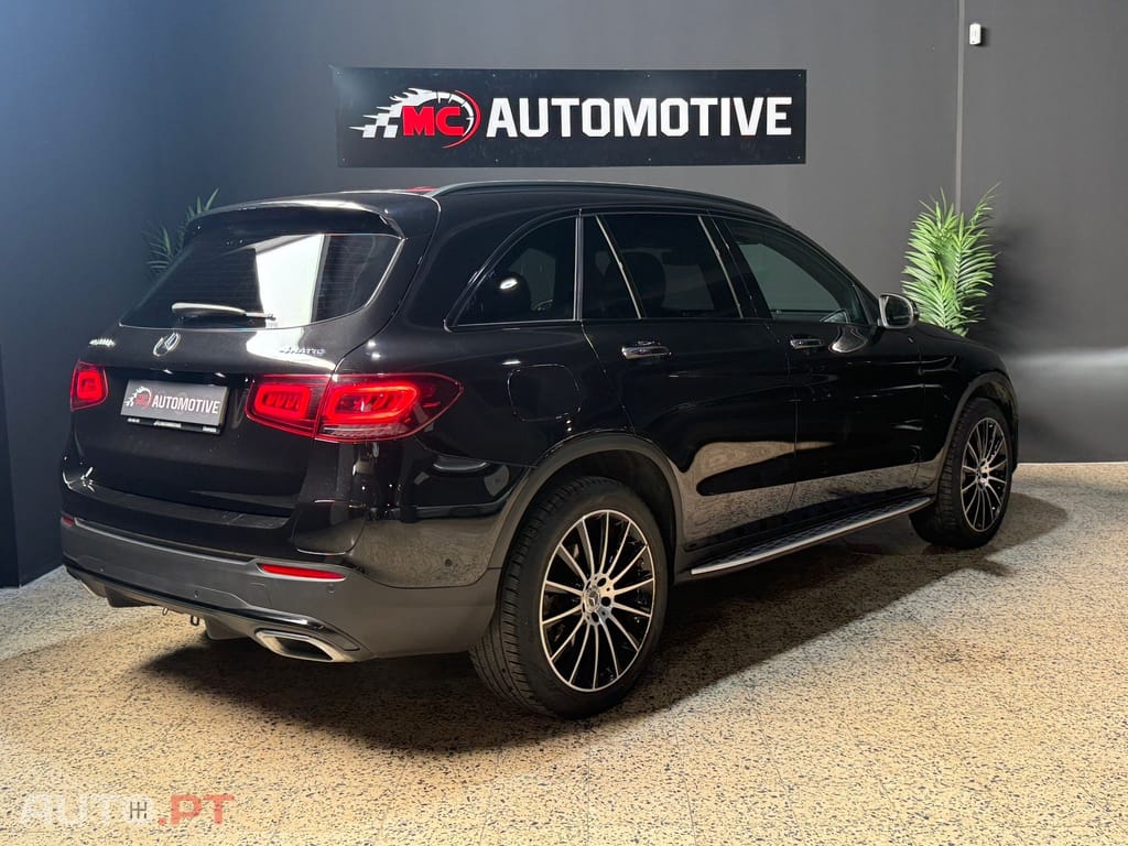 Mercedes-Benz GLC 300 de 4Matic 9G-TRONIC AMG Line