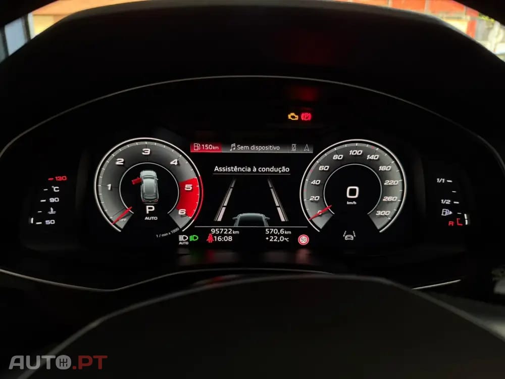 Audi A6 Avant Sport 40 TDI quattro S line HUD Matrix Black Edition — fotografia 24