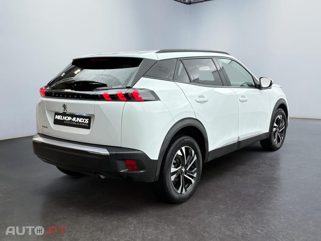 Peugeot 2008 1.2 PureTech Allure Pack