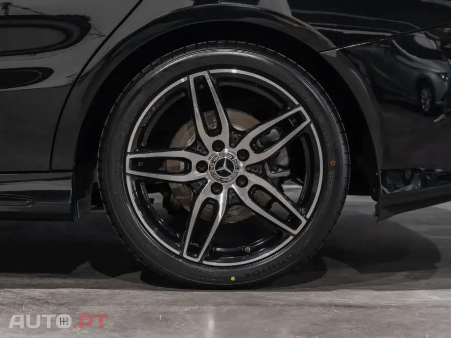 Mercedes-Benz CLA 200 d Shooting Brake AMG Line