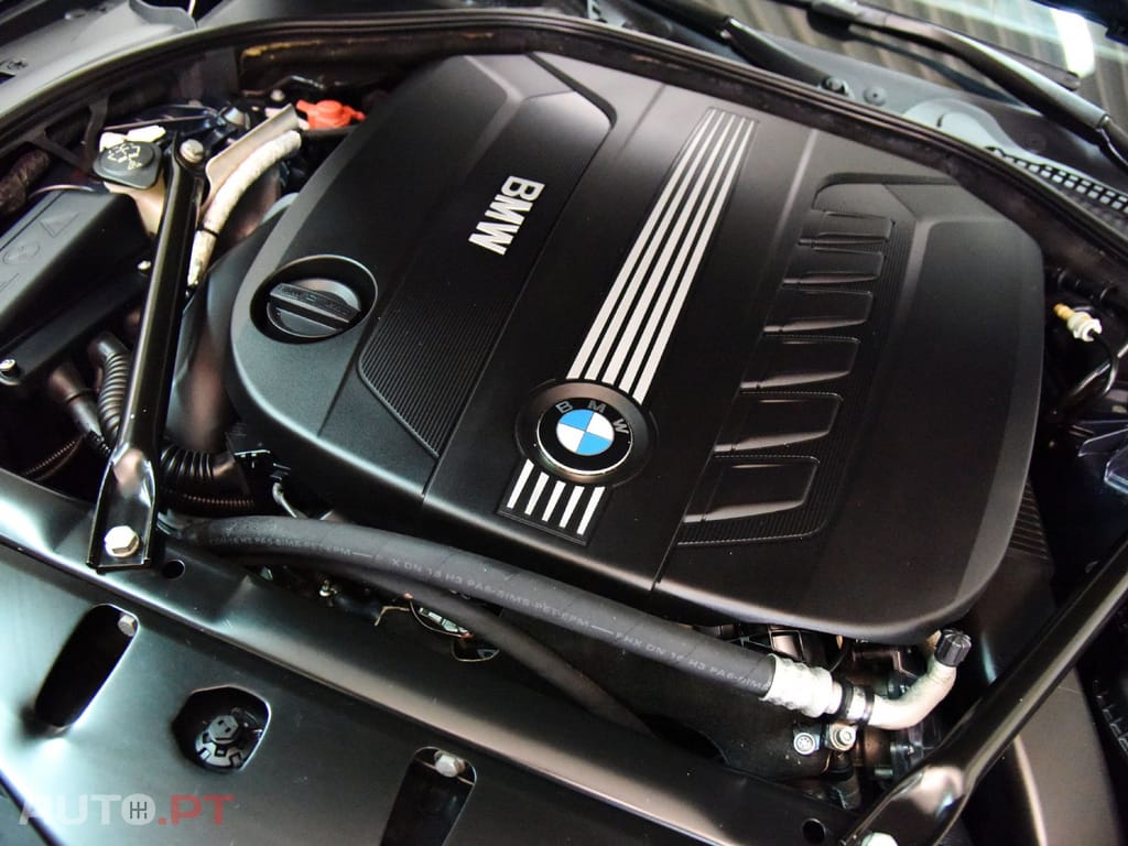 BMW 530 DA TOURING XDRIVE