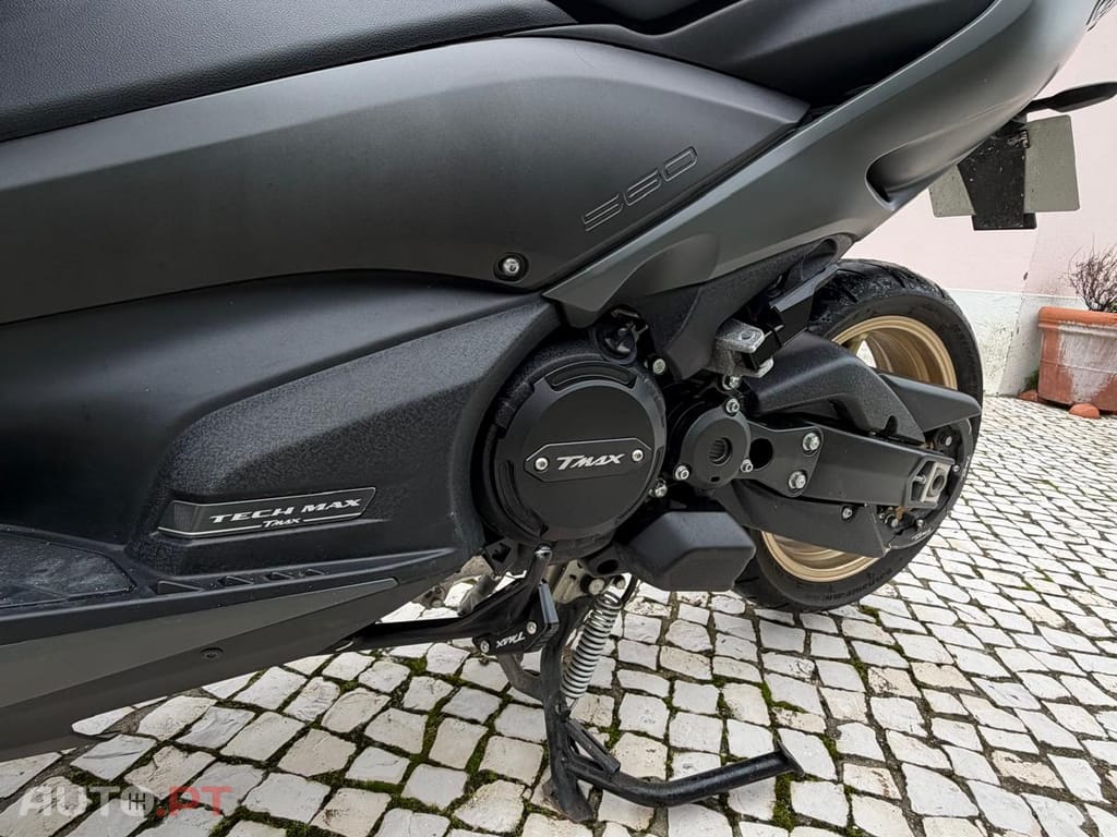 Yamaha TMAX 560