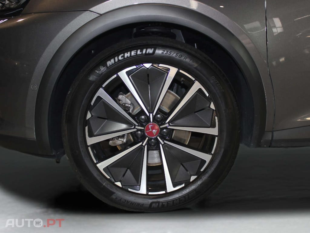 DS DS7 E-Tense 4x4 Performance Line +
