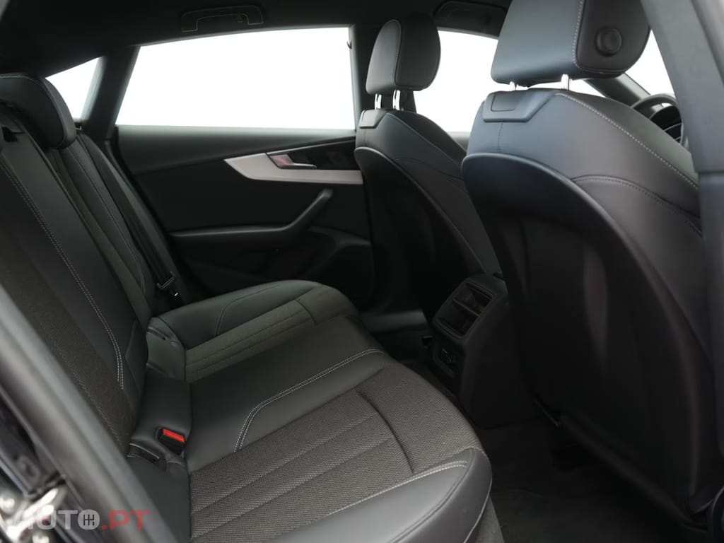 Audi A5 35 TDI S line S tronic
