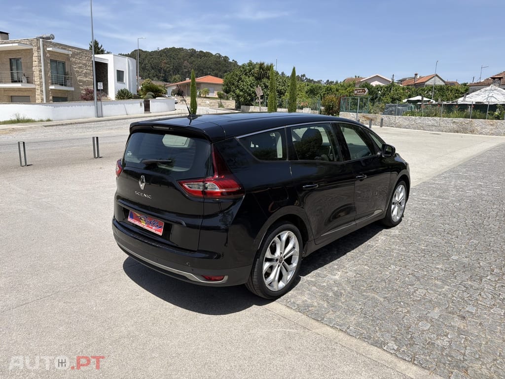 Renault Scénic dCi 110 EDC Dynamique