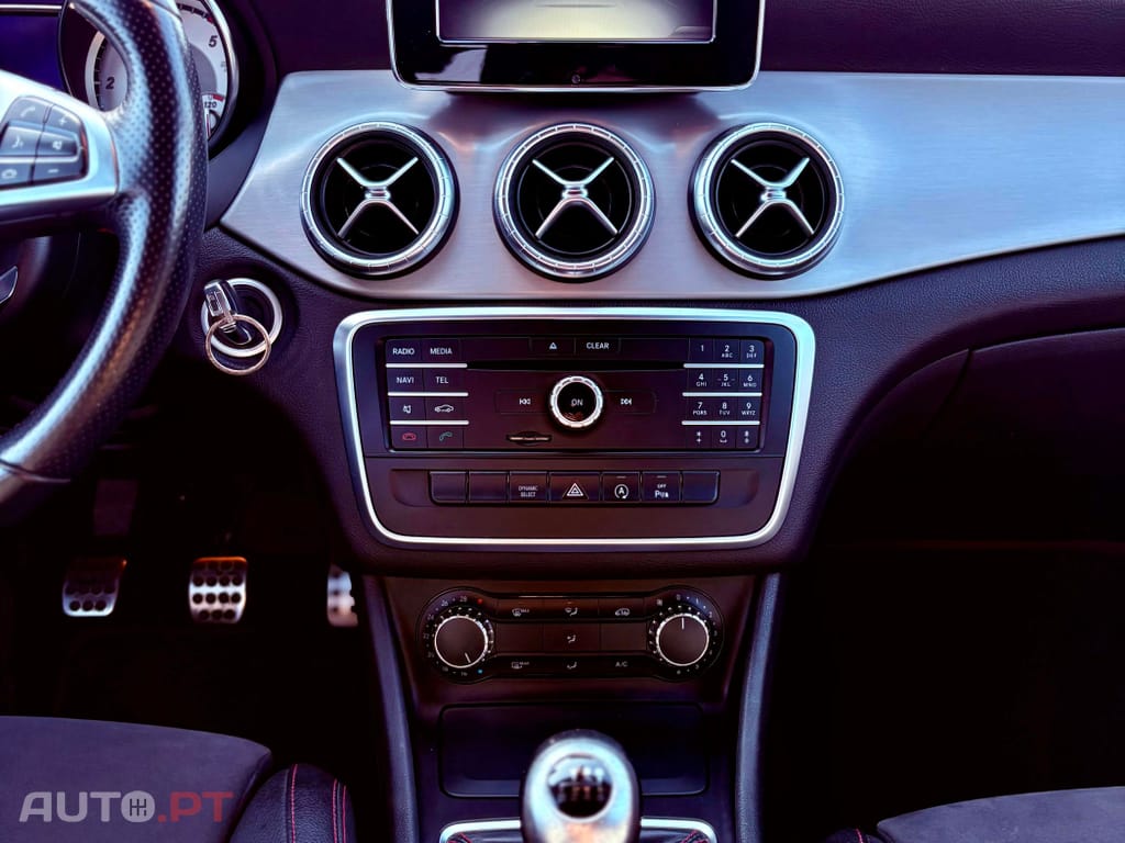 Mercedes-Benz CLA 180 d AMG Line