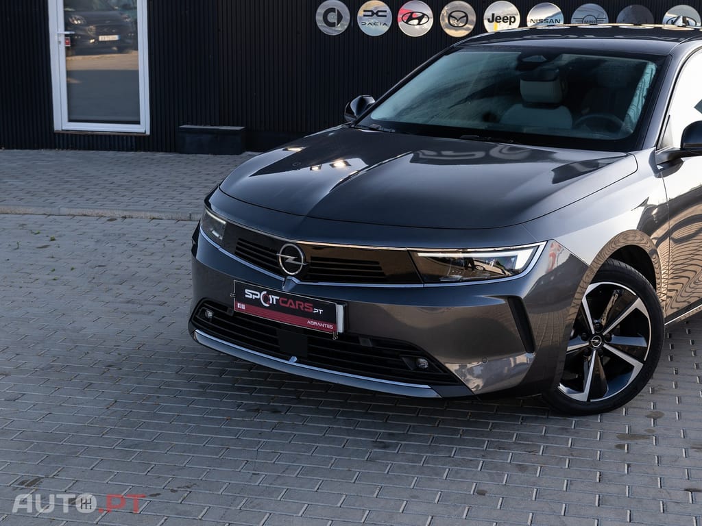 Opel Astra 1.5 D Elegance