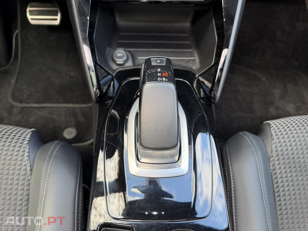 Peugeot E-2008 50 kWh GT Pack