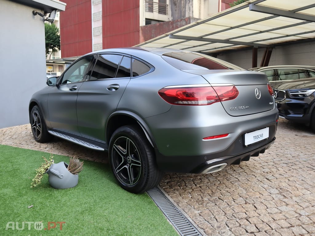 Mercedes-Benz GLC 300 de Coupe 4Matic 9G-TRONIC AMG Line