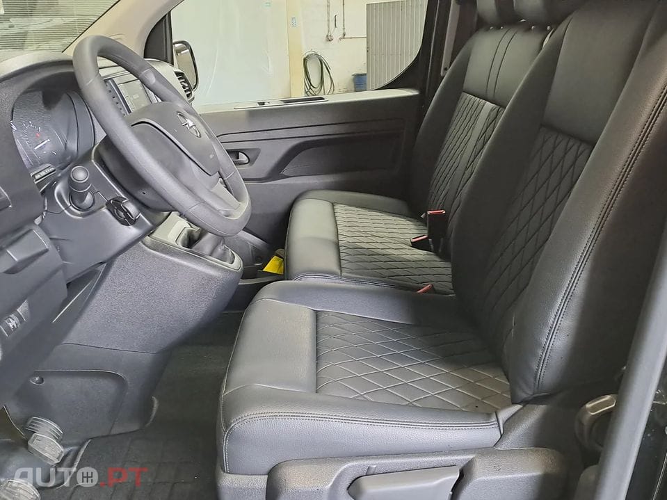 Opel Vivaro 1.5 CDTi L3H1
