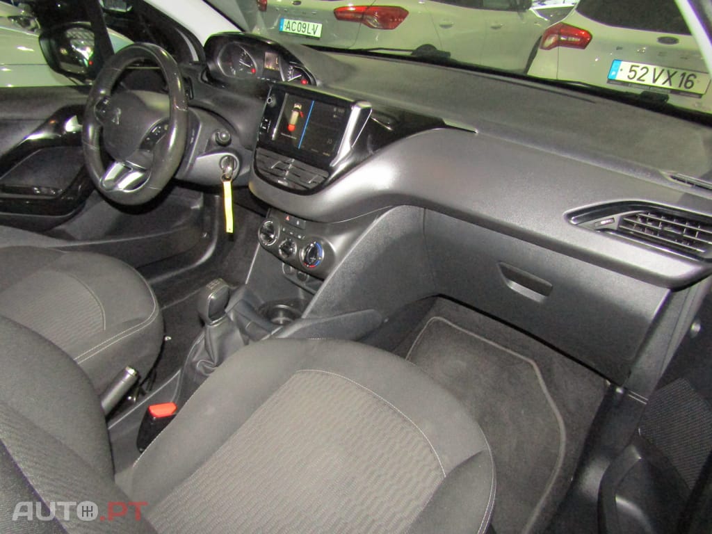 Peugeot 208 1.6 BlueHDi Access