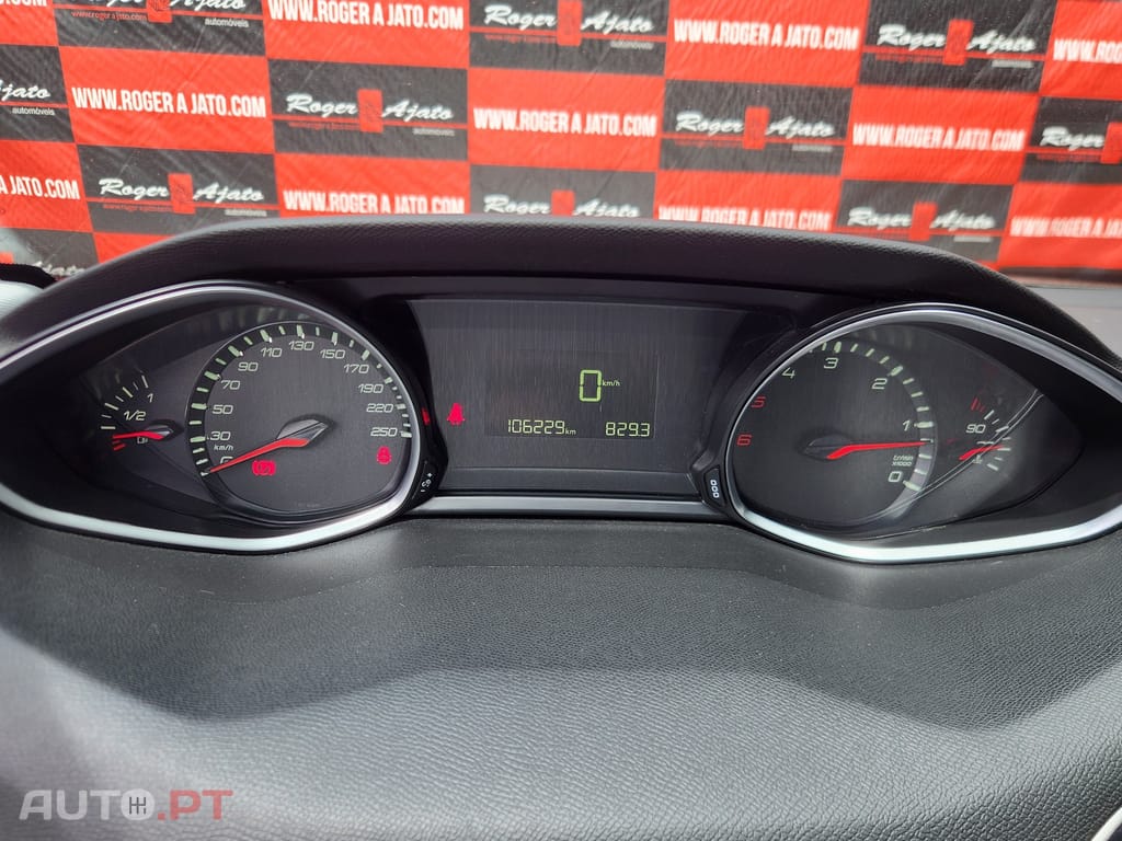 Peugeot 308 1.5 BlueHDi Business Line