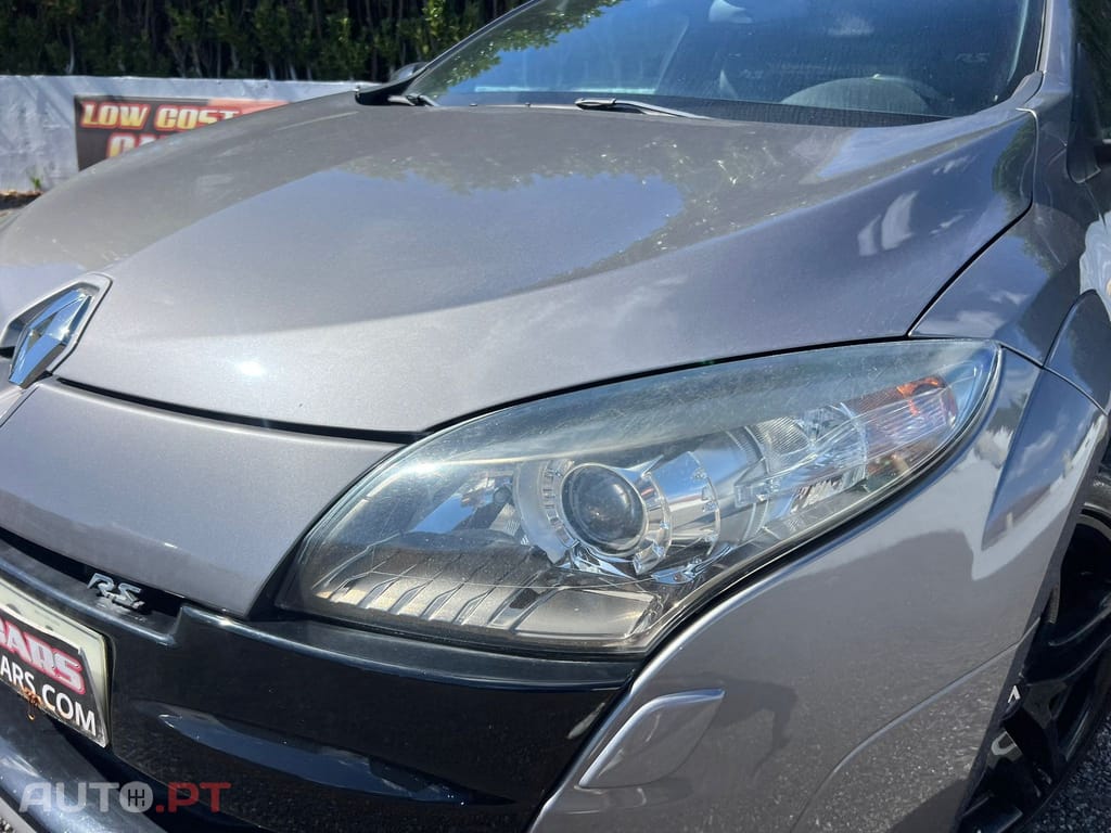 Renault Mégane Coupe 2.0 T 16V RS