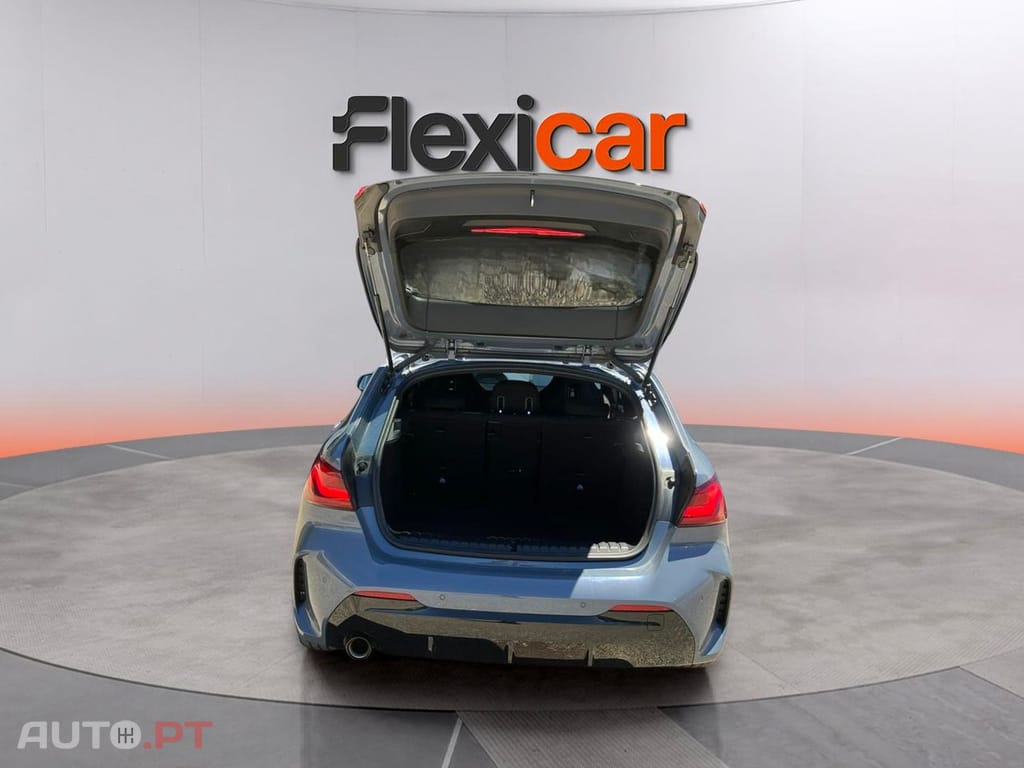 BMW 118 i Pack Desportivo M Auto