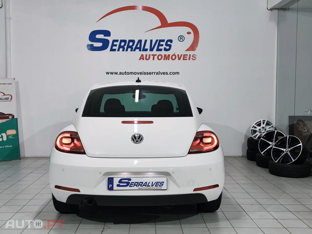 Volkswagen New Beetle 1.6 TDi Design