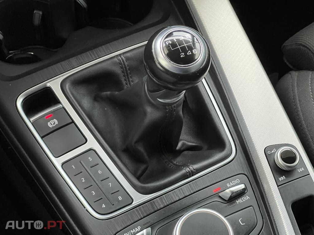 Audi A4 Avant 2.0 TDI Business Line